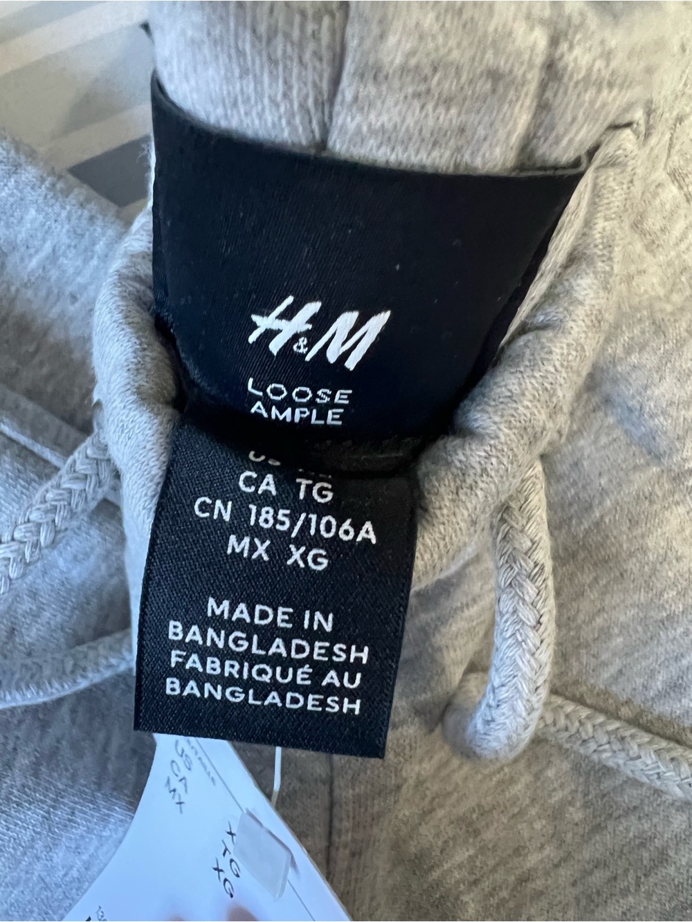 H&M Light Gray Drawstring Fleece Joggers - Picture 3 of 3